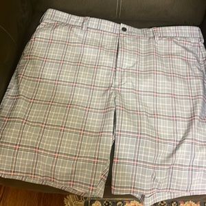 PGA Tour golf shorts size 40